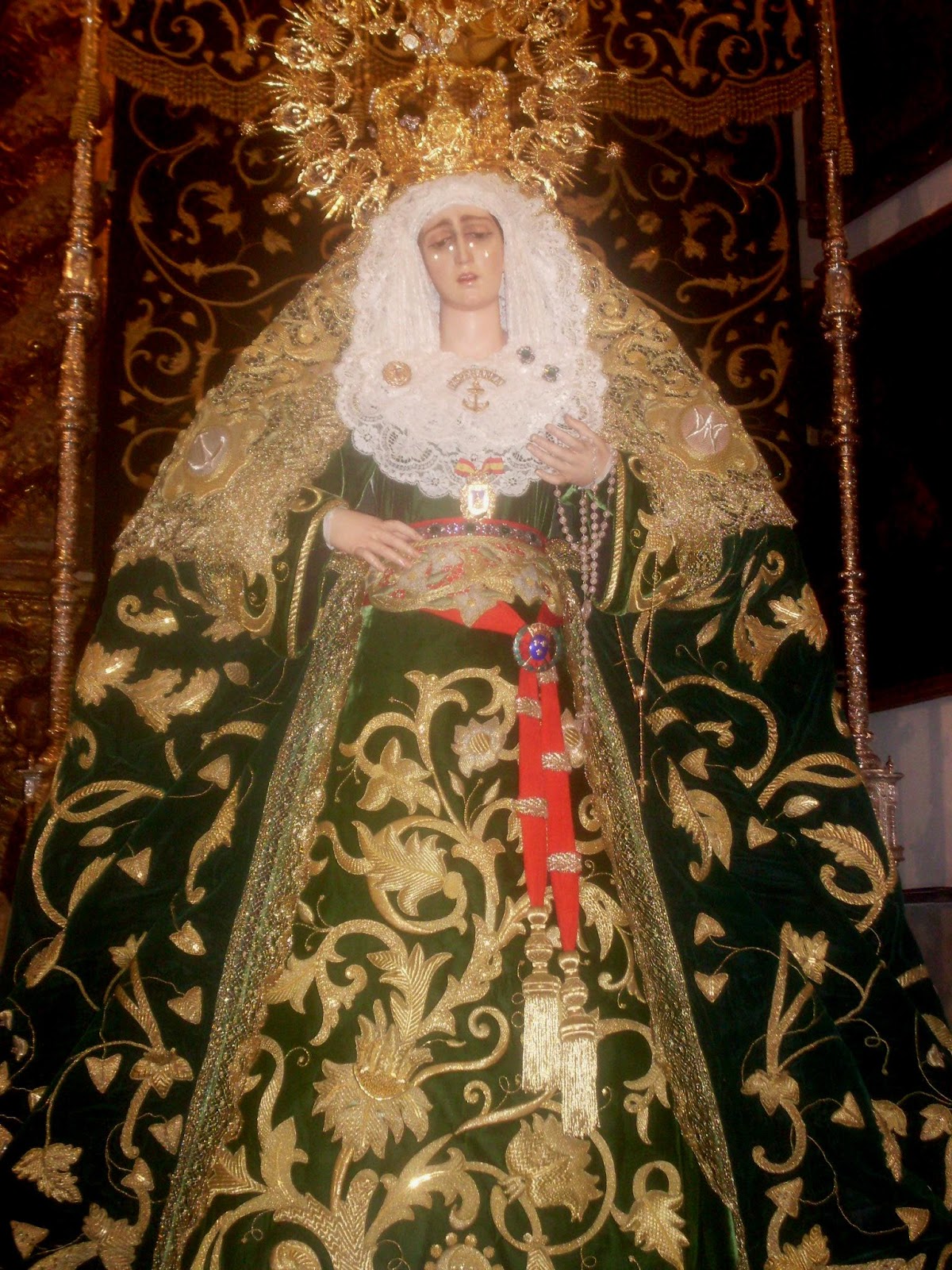 La Pasión de Sanlúcar Besamanos de la Virgen de la Esperanza Coronada