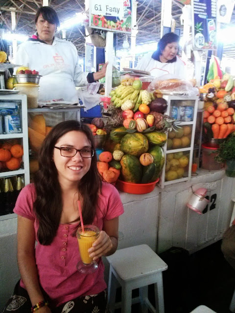 Al rico zumo Cuzqueño Zumo en el mercado de san Pedro en Cuzco