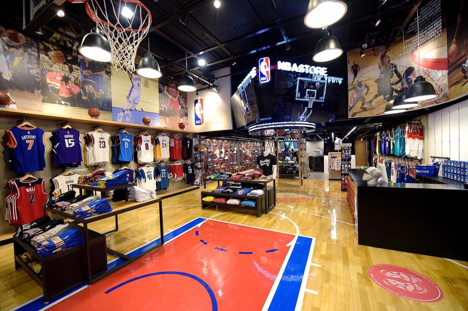 Inaugurada a primeira NBA Store da América Latina NBA Store Rio