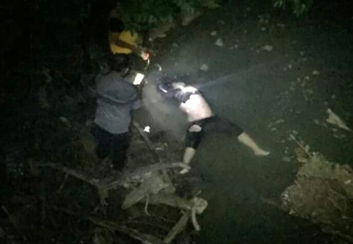 Penemuan mayat korban hanyut di Singai Asahan. Penemuan mayat korban hanyut di Singai Asahan.