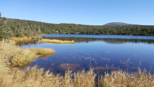 Lac près du refuge Le Tétras