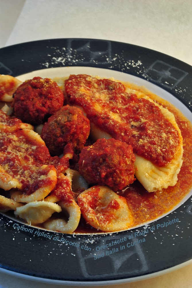 Sud Italia in Cucina: Carnevale a Taranto - Calzoni con Ricotta