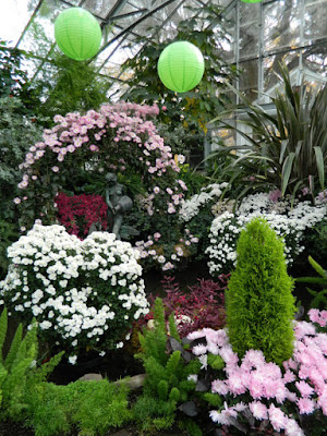 Allan Gardens Conservatory 2015 Chrysanthemum Show Leda and the Swan fountain by garden muses-not another Toronto gardening blog Allan Gardens Conservatory 2015 Chrysanthemum Show Leda and the Swan fountain by garden muses-not another Toronto gardening blog