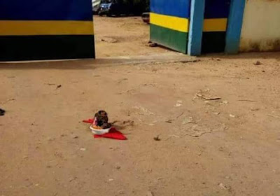 Photos: Charms, fetish items left in front of Ozubulu Police Station, Anambra