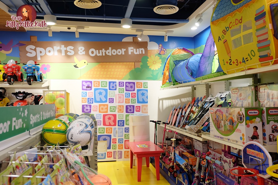 Toys 'R' Us Uptown Mall Now Open Dear Kitty Kittie Kath Top