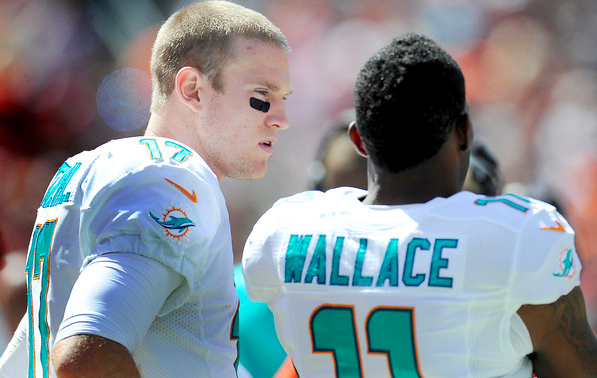 Ryan-Tannehill-Mike-Wallace-Dolphins-2013