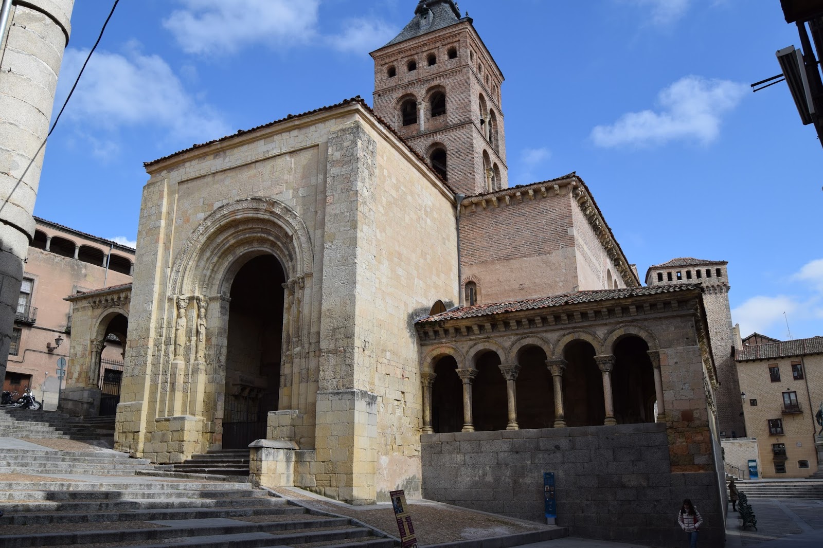 Fotos de viajes y curiosidades: Segovia - La Iglesia de San Martín
