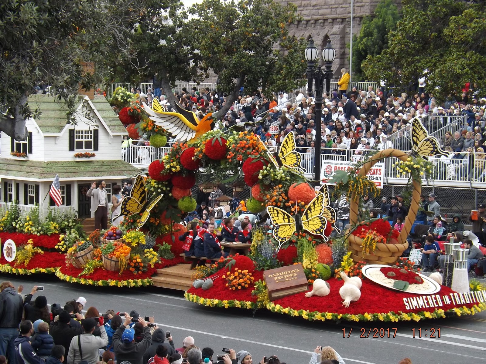 Up to Speed Rose Bowl Parade 2017 Floats