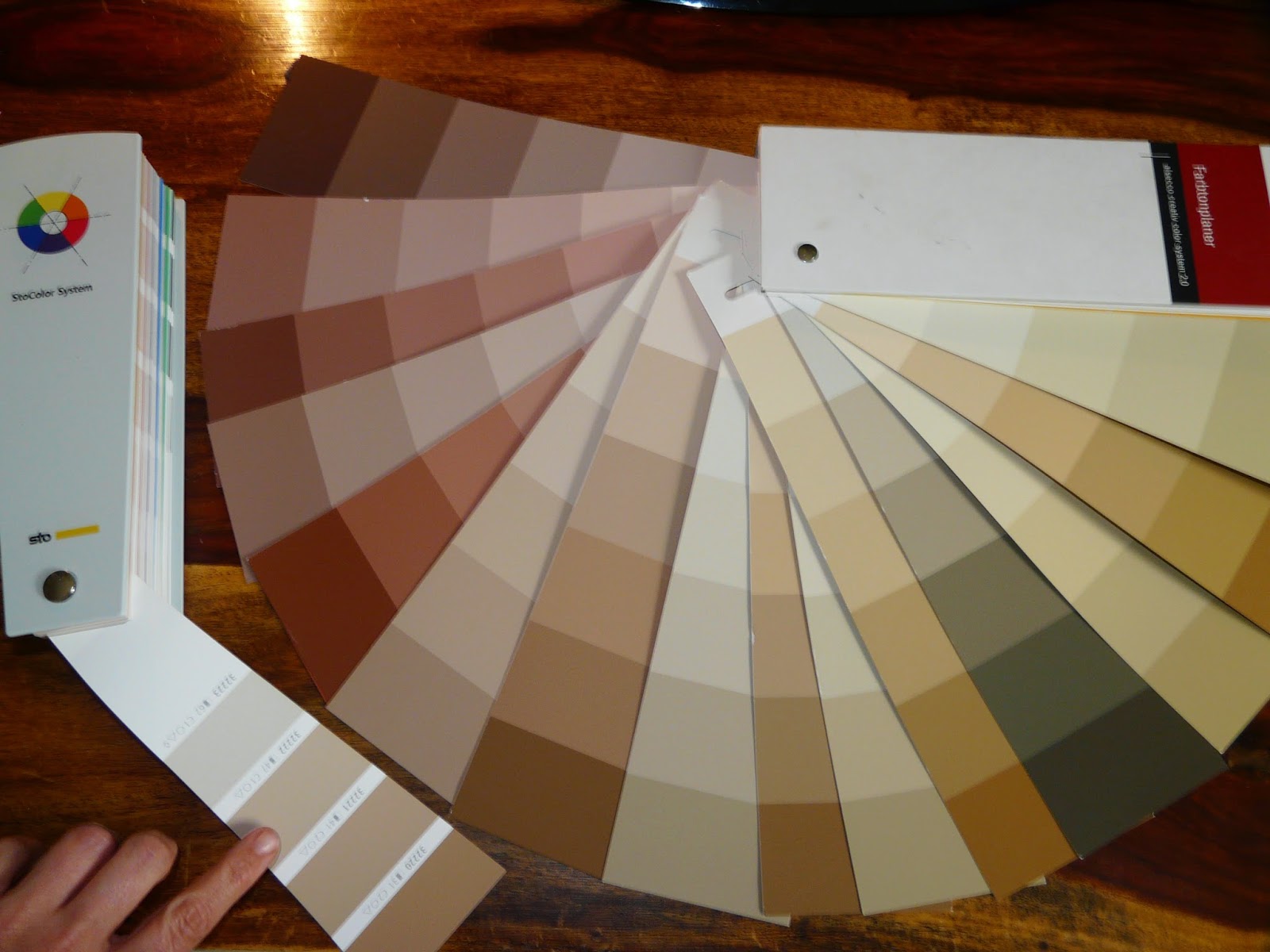 FIBAV - HAUS (HS BAU) Bautagebuch: 05.06.14 - Fassade wird gemacht