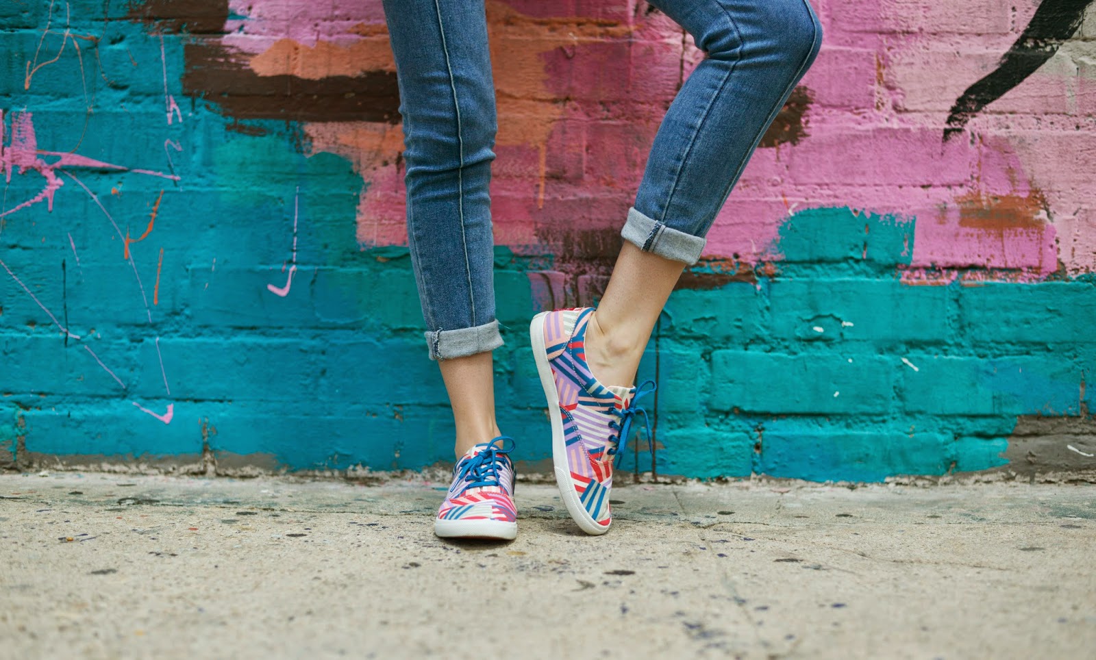 Bucket Feet! A Fashion Nerd, A Colorful Fashion Blogger in Los Angeles