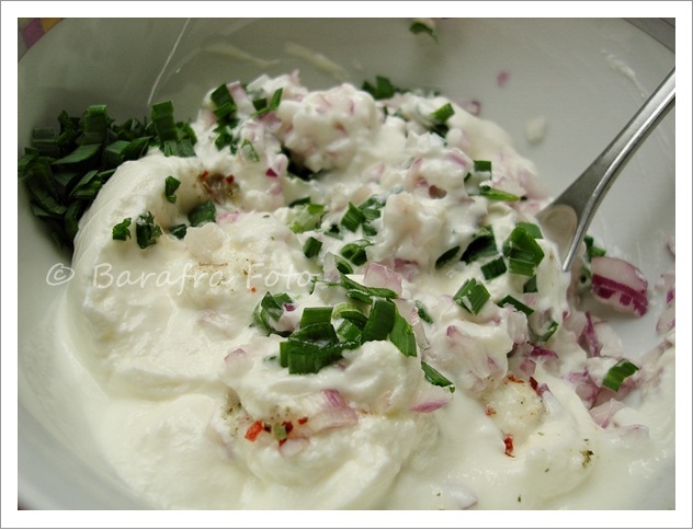 Barafras Kochlöffel: Kräuter-Sauerrahm-Dip
