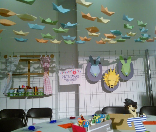 Original y divertida decoración del epacio de "la pecera eventos" en el Diy Show funkypatch