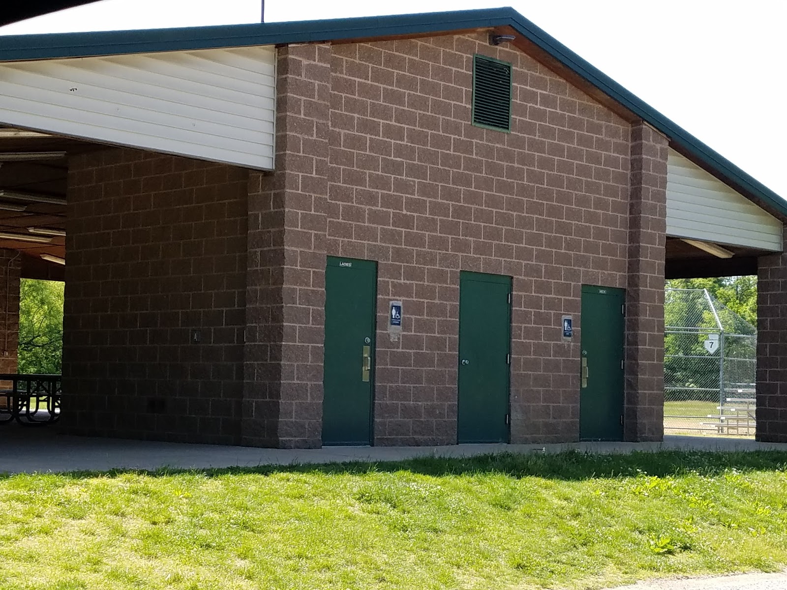 Play St. Louis Rabbit Run Park, St. Peters