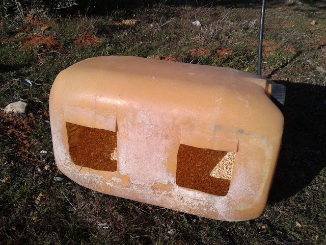 EL BLOG DE LA ELENA. UN BLOG DULCE, DIVERTIDO Y ENTRETENIDO: Comederos