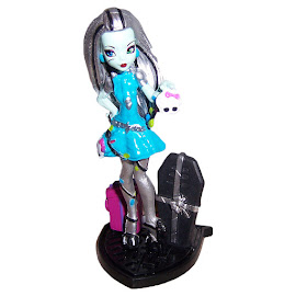 Monster High Just Play Frankie Stein Howliday Figures Figure