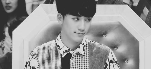 http://2.bp.blogspot.com/-92OZzU98aYc/VChDsVZSWUI/AAAAAAAAYqo/jh4x1xDjZhc/s1600/3sg.gif