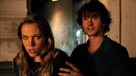 Agnes Bruckner and Hugh Dancy in Blood and Chocolate