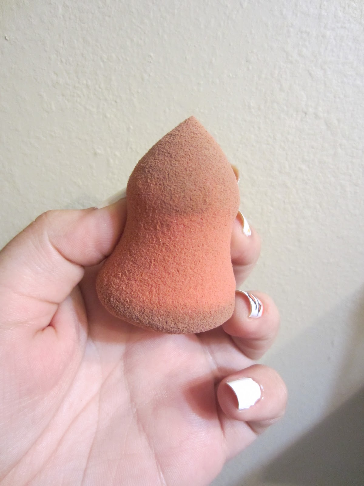 All Things Beauty How to clean a beauty blender