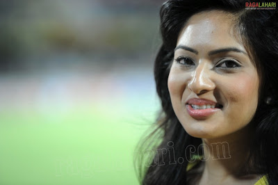 Nikeesha Patel at Celebrity Cricket League