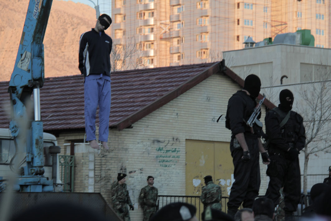 اخبار روز ايران صبح امروز ۱۲ نفر در شیراز اعدام شدند
