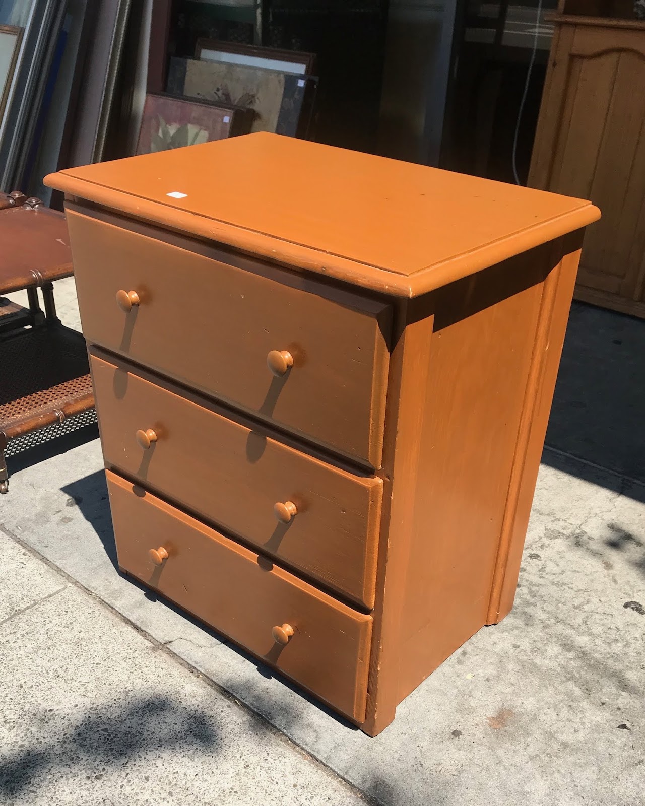 UHURU FURNITURE & COLLECTIBLES SOLD 18157 Vintage Painted Pine 24" 3