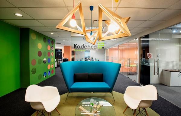 11 companies hiring paid fall interns right now tufts career