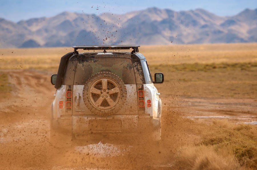 Xe 7 Chỗ Land Rover Defender Mới 2020 Ra Mắt Giá Bao Nhiêu