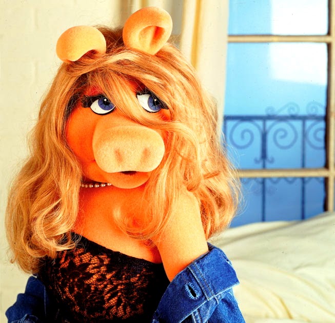 Miss Piggy In Fashion Moi Story.