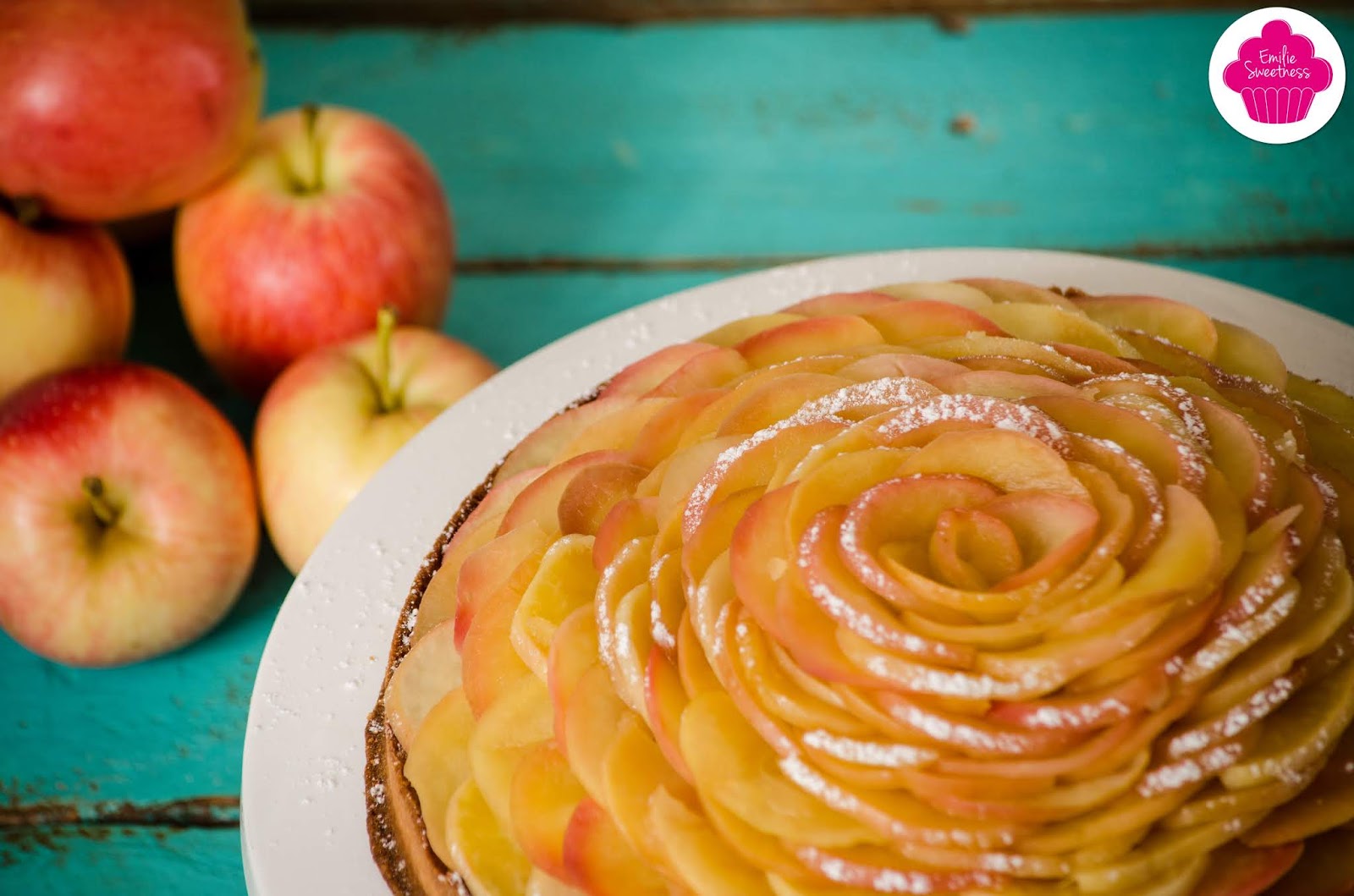 Emilie Sweetness Tarte Aux Pommes Facon Cedric Grolet