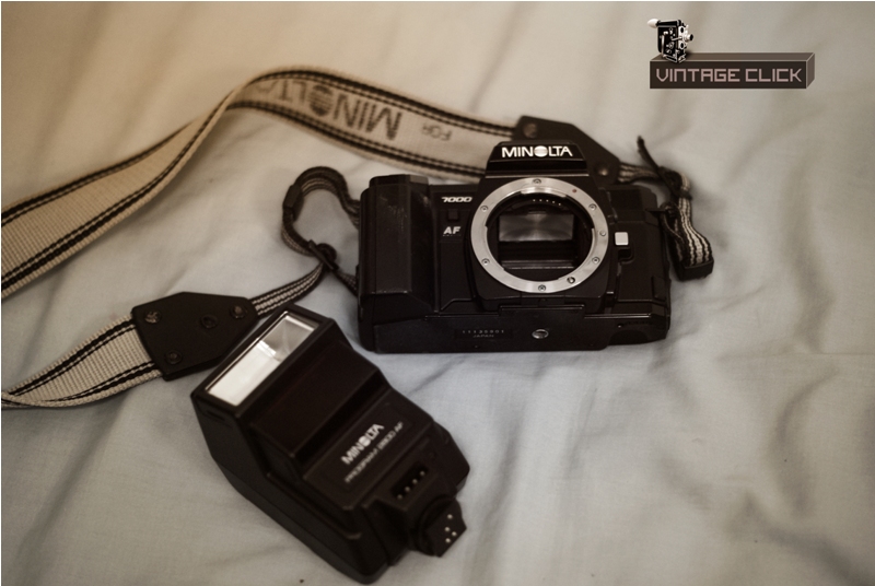 The Vintage Click: Minolta Maxxum 7000 + Minolta Program 2800 AF Flash