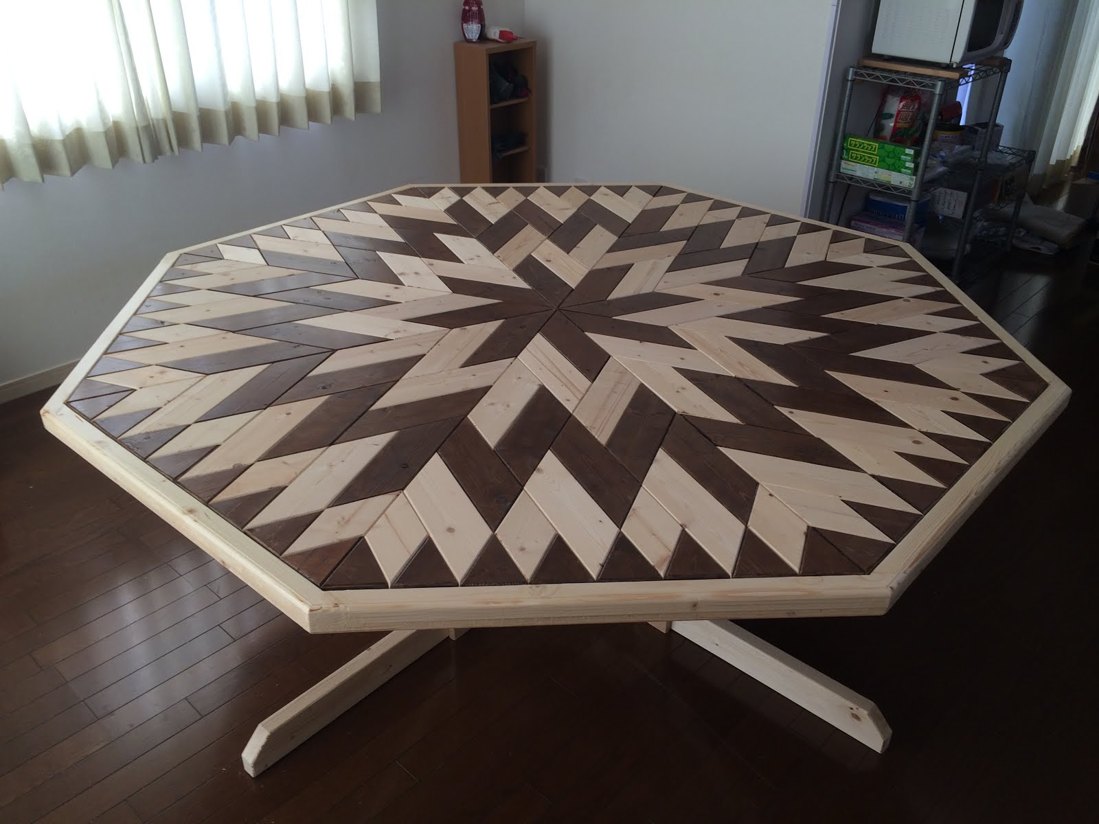 CreatorNew♪ 【DIY テーブル】自作ダイニングテーブル