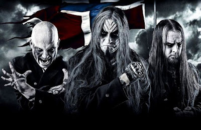 Biografi Dimmu Borgir Biografi Dimmu Borgir Dimmu Borgir adalah band Symphonic Black Metal asal Norwegia. Dimmu Borgir berarti "Istana Kegelapan" di Islandia dan Old Norse. Nama ini berasal dari formasi gunung berapi di Islandia, Dimmuborgir. Dimmu Borgir dimulai sebagai sebuah band Melodic Black Metal pada tahun 1993. Dibentuk oleh Shagrath, Silenoz, dan Tjodalv. Band ini merilis sebuah EP pada tahun 1994 yang berjudul "Into the Darkness of Eternity". Setelah Stormblast, line up Dimmu Borgir yang berubah drastis, Keyboardist Stian Aarstad meninggalkan band karena kewajibannya untuk melayani negaranya sebagai tentara Norwegia, sehingga tidak mampu berpartisipasi dalam rekaman tahun 1996. Periode ini juga ditandai dengan kepergian bassist Brynjard Tristan dan kedatangan Nagash. Stian Aarstad kembali untuk rekaman Enthrone Darkness Triumphant tahun 1997. Sementara tour untuk mendukung album ini, ia mengalami kesulitan mengikuti latihan, dan kemudian dipecat. Enthrone Darkness Triumphant sukses besar untuk band ini, dan rilis pertama mereka menandatangani kontrak dengan Nuclear Blast, sebuah label rekaman terkenal Jerman. Album ini direkam di Abyss Studios, yang dimiliki oleh sang vokalis Shagrath. Setelah meyelesaikan tur Enthrone Darkness Triumphant, band merekrut anggota baru Mustis pada keyboard dan Astennu pada lead guitar. Meskipun bermain video pada MTV2 dan TV
