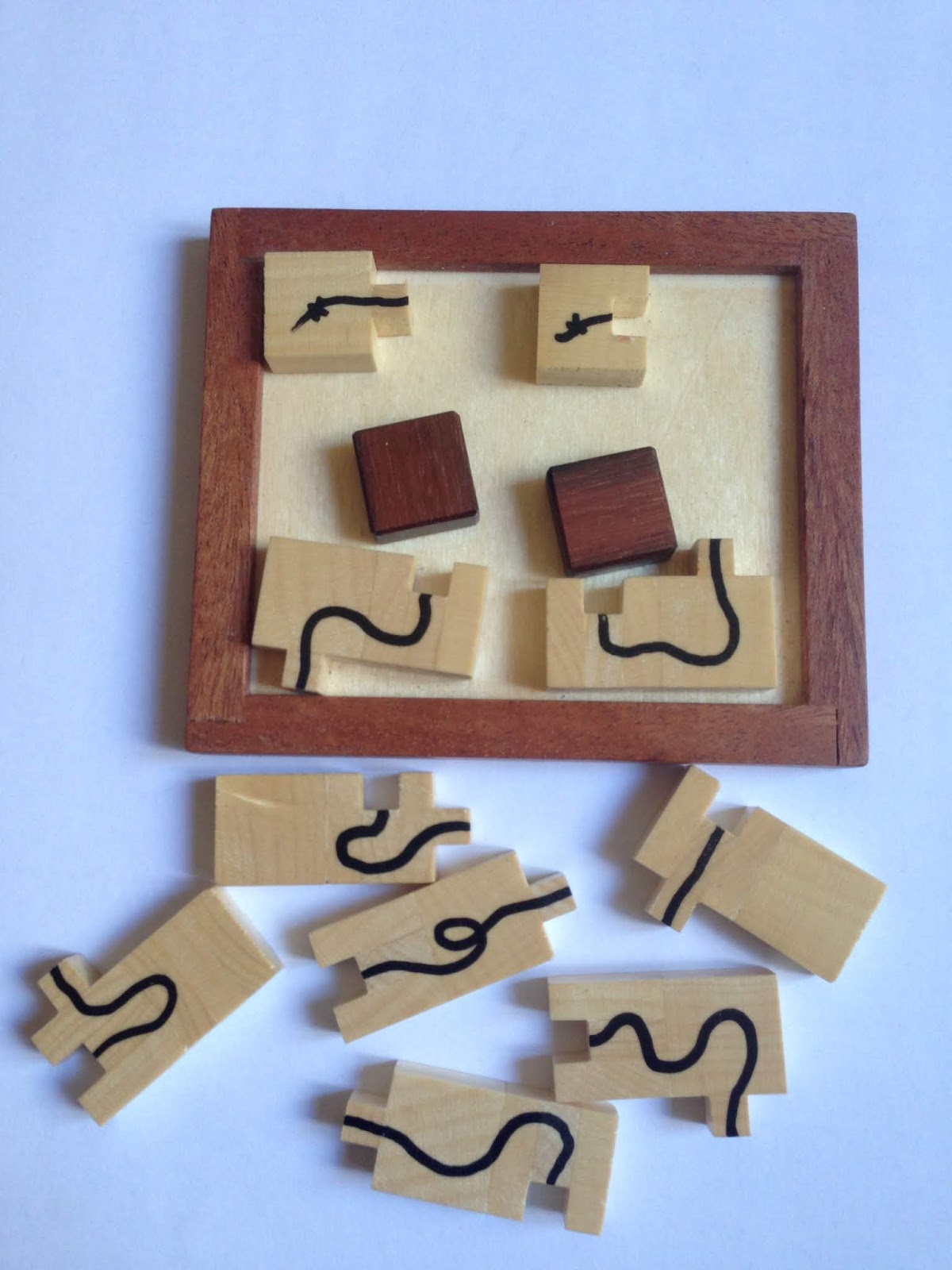 Puzzling in wonderlands The best packing puzzles