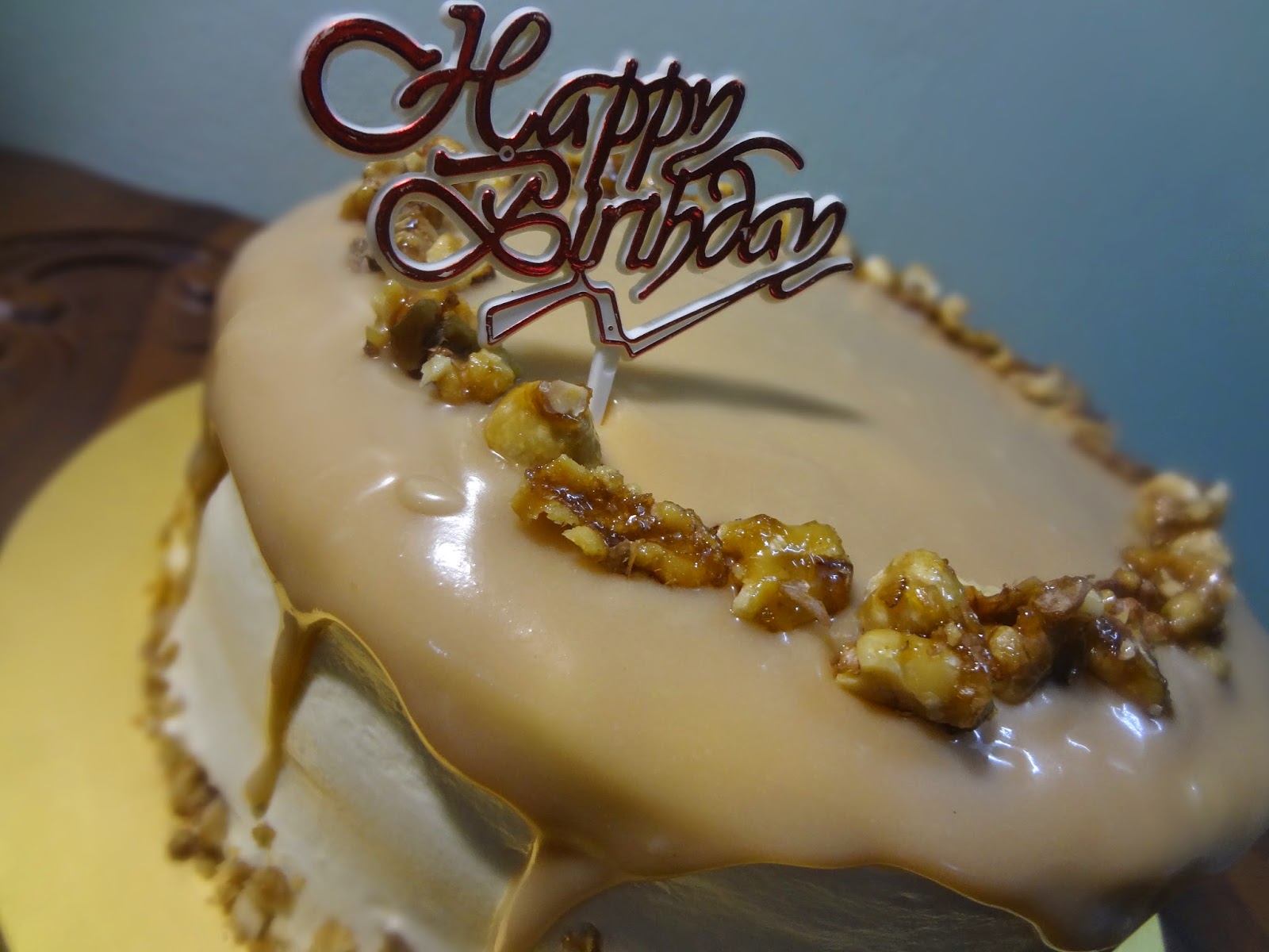 SelagiAdaGula: Krim Cheese Butterscotch Frosting -- Kek Hazelnut n Walnut