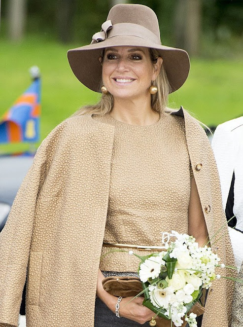 Queen Maxima attend the 50th jubilee, organized by the Jajasan foundation of the Moluccan (Molukse) community in the Lachai-Roi church