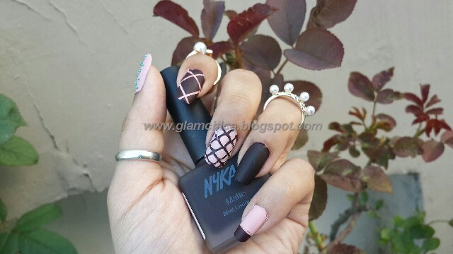 Nykaa Matte Nail Lacquer Pink Meringue & Black Cherry Pie : Review, Price & Swatches
