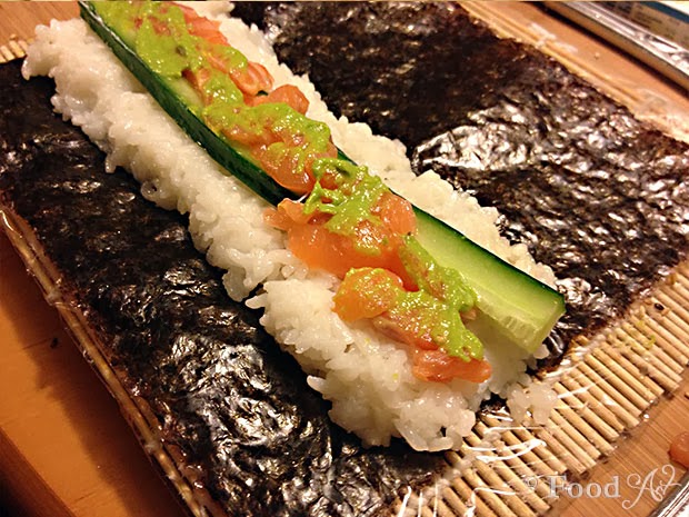 Food Art: Rezept: Maki Rolls mit Lachs und Gurke Food Art: Rezept: Maki Rolls mit Lachs und Gurke