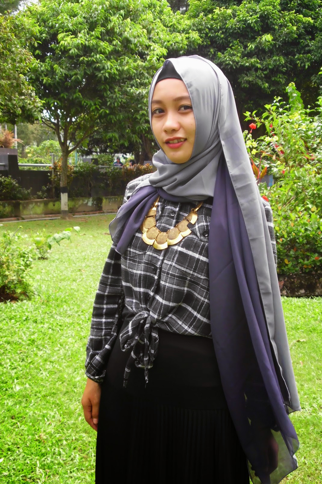 Intip Fashion Style Dan Hijab dari Cewek IGO Cantik Lupita Sanjaya