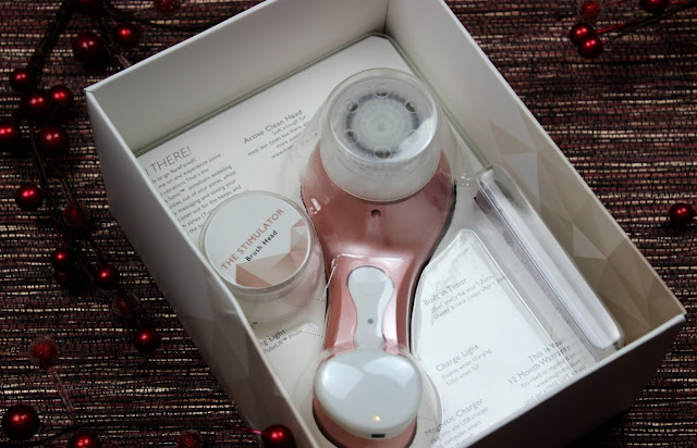 A review of Magnitone Barefaced Rose Gold Brush