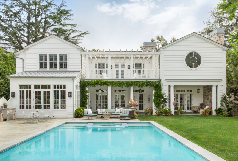 Traditional home and pool in Cliffwood project by Steve Giannetti Pool and exterior of magnificent traditional home by Steve Giannetti