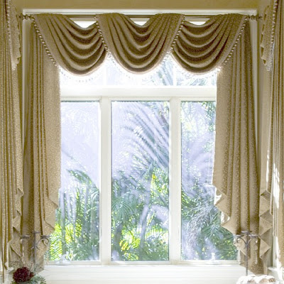 Curtains+And+Draperies+In+Home+Interior+Design++drapery-curtains