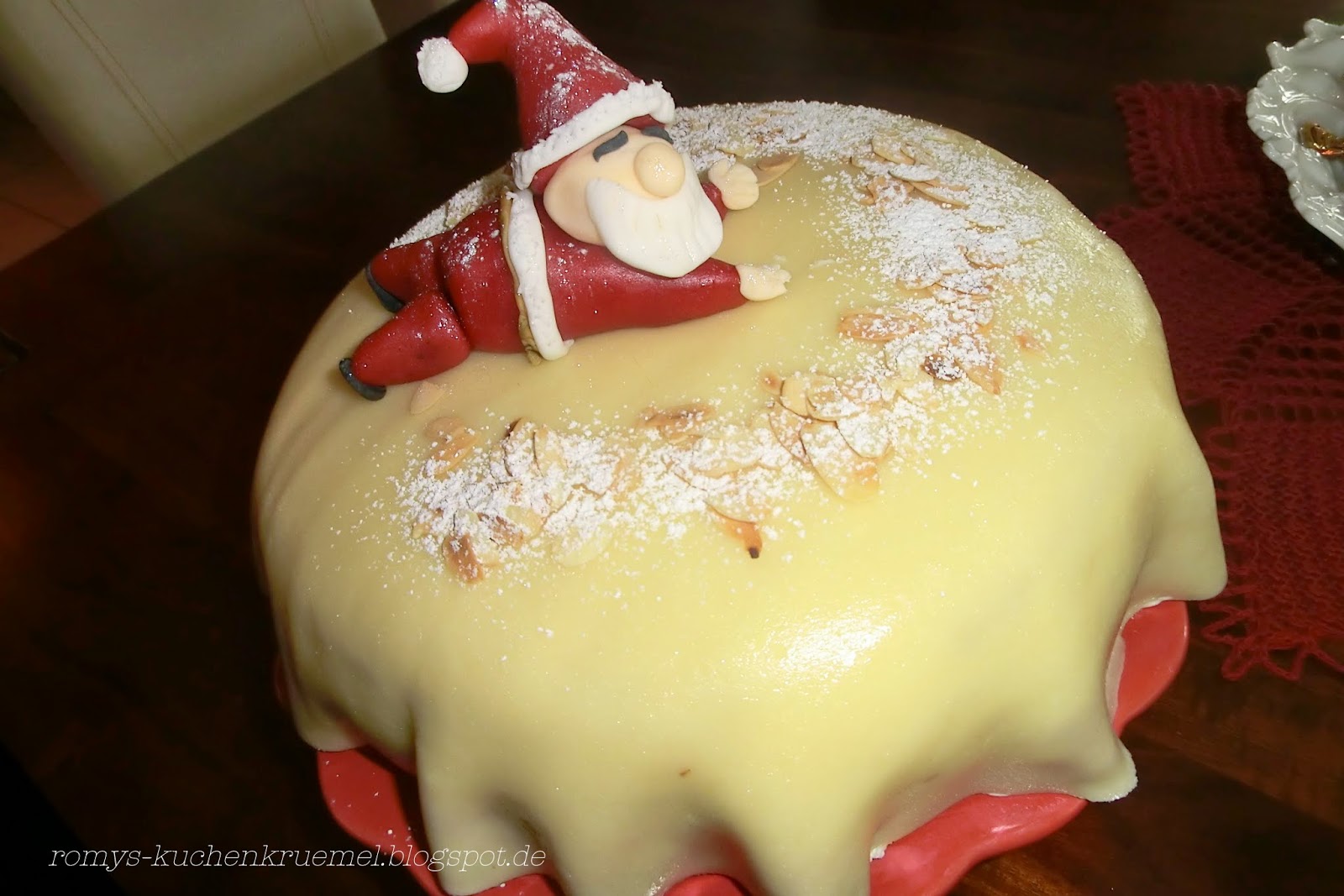 Kuchenkruemel Backblog : Weihnachtstorte - Mohn-Marzipantorte mit Himbeeren