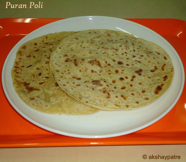 Puran poli in a serving plate