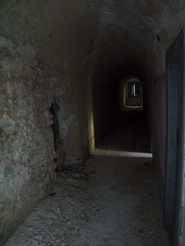 Massimo Gugliucciello: Il Monastero Maledetto dei Monaci del Diavolo