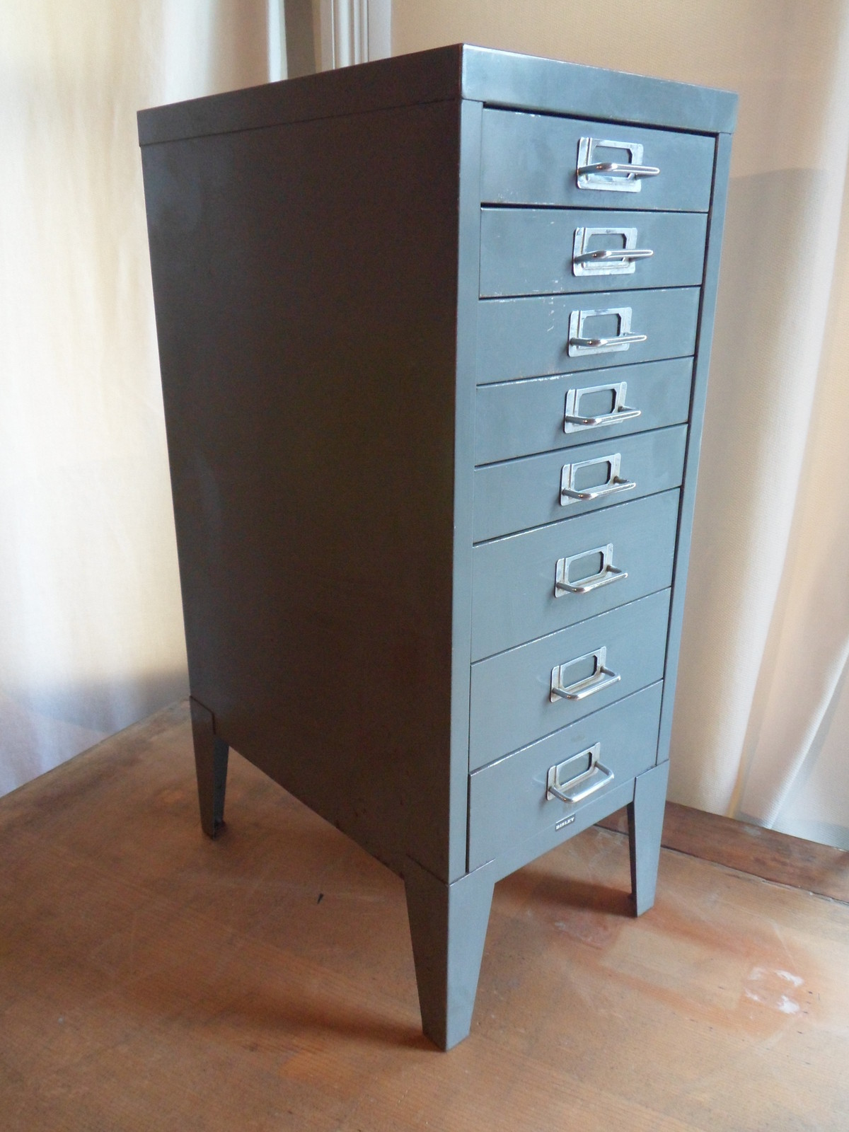 Best App To Sell Furniture In London