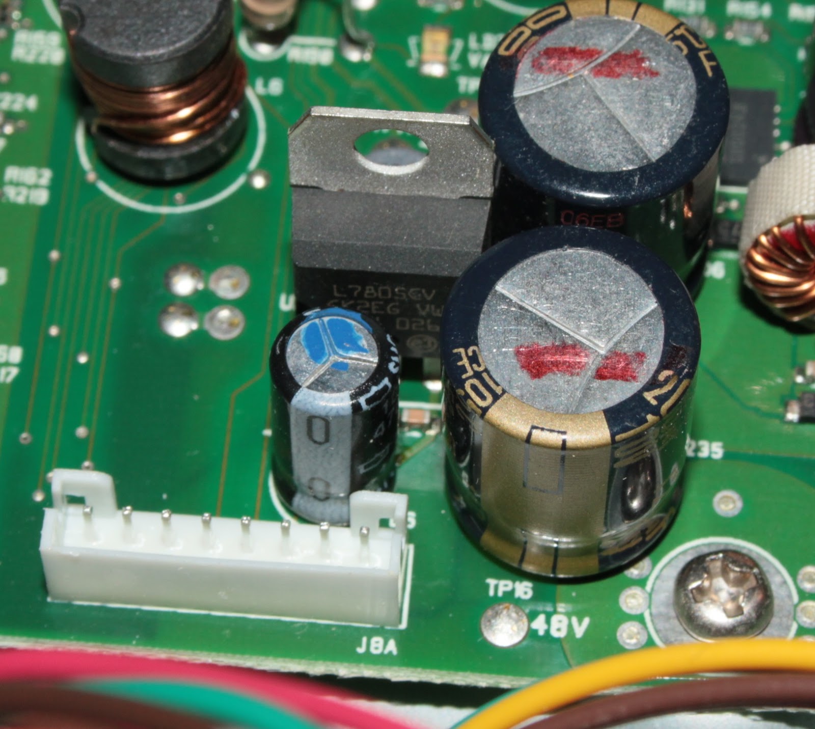 Khron's Cave: #43 Focusrite Scarlett 18i6 teardown
