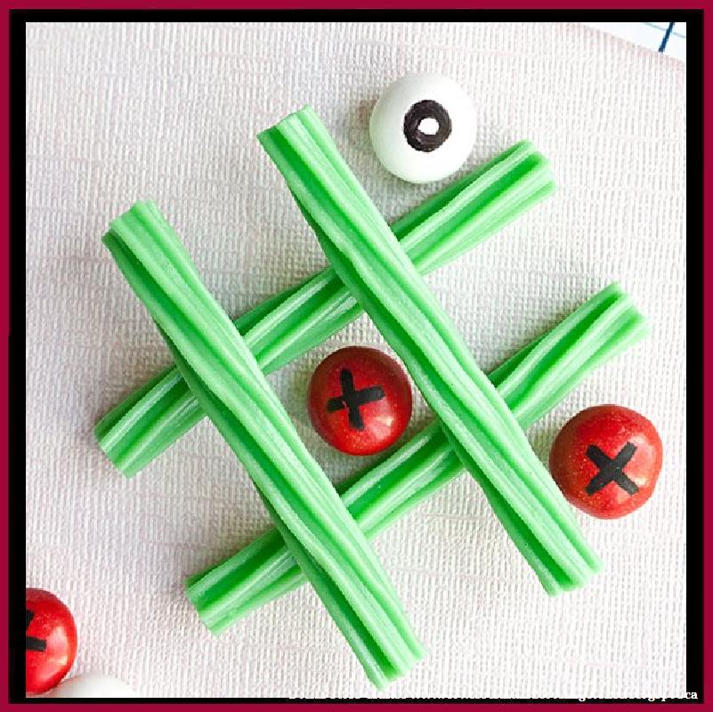 Dollar Store Crafter Make Your Own TicTacToe Candy Game