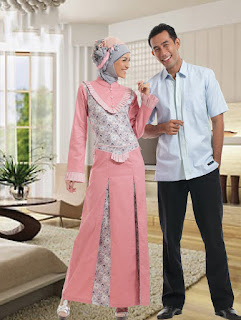 Model baju batik kombinasi renda anggun dan elegan