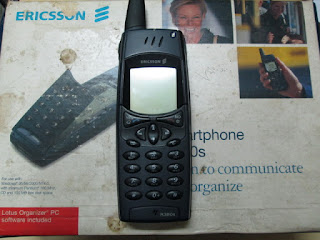 Ericsson R380s Jadul Rusak Buat Kanibalan Ericsson R380s Jadul Rusak Buat Kanibalan