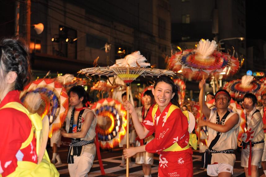 Discover a Miracle Japan you didn't Know: Shanshan Matsuri (Umbrella ...